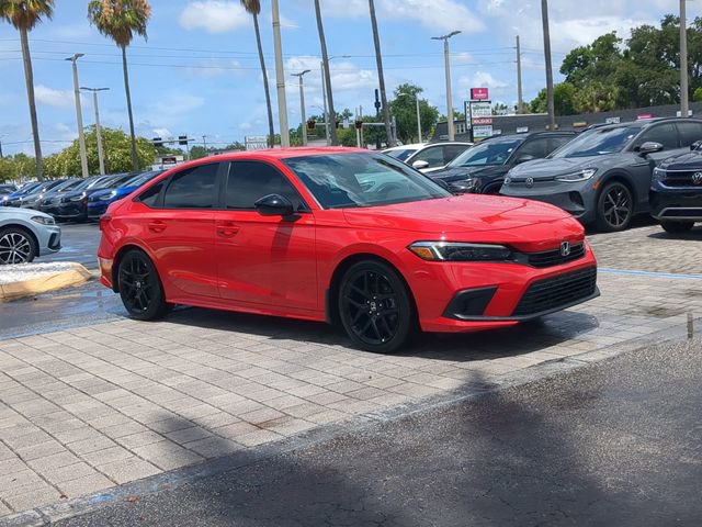 Used 2022 Honda Civic Sport image 2