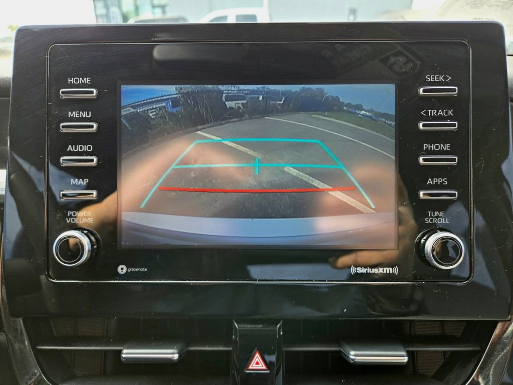 Used 2021 Toyota Camry SE image 28