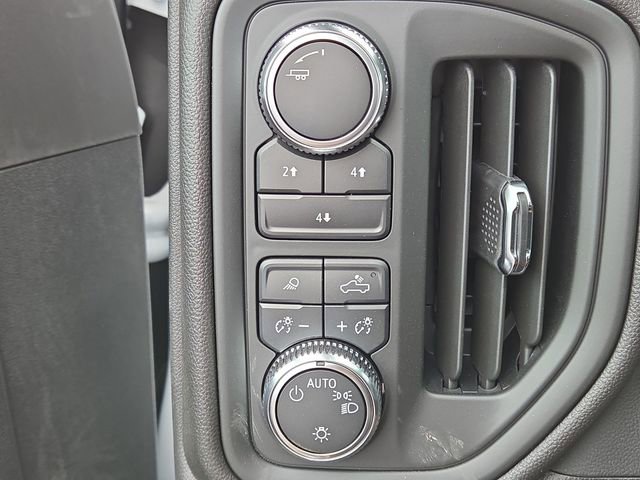 New 2025 GMC Sierra 3500 Pro w/ Convenience Package image 17