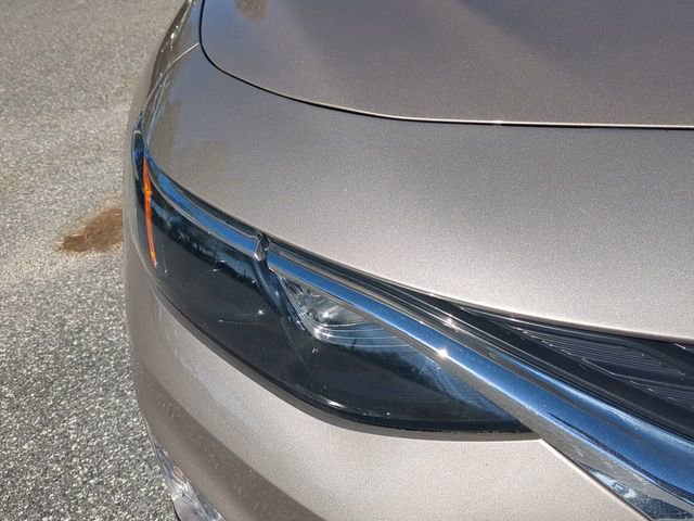 Used 2024 Chevrolet Malibu LT image 11