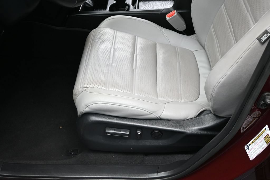 Used 2017 Honda CR-V EX-L image 13