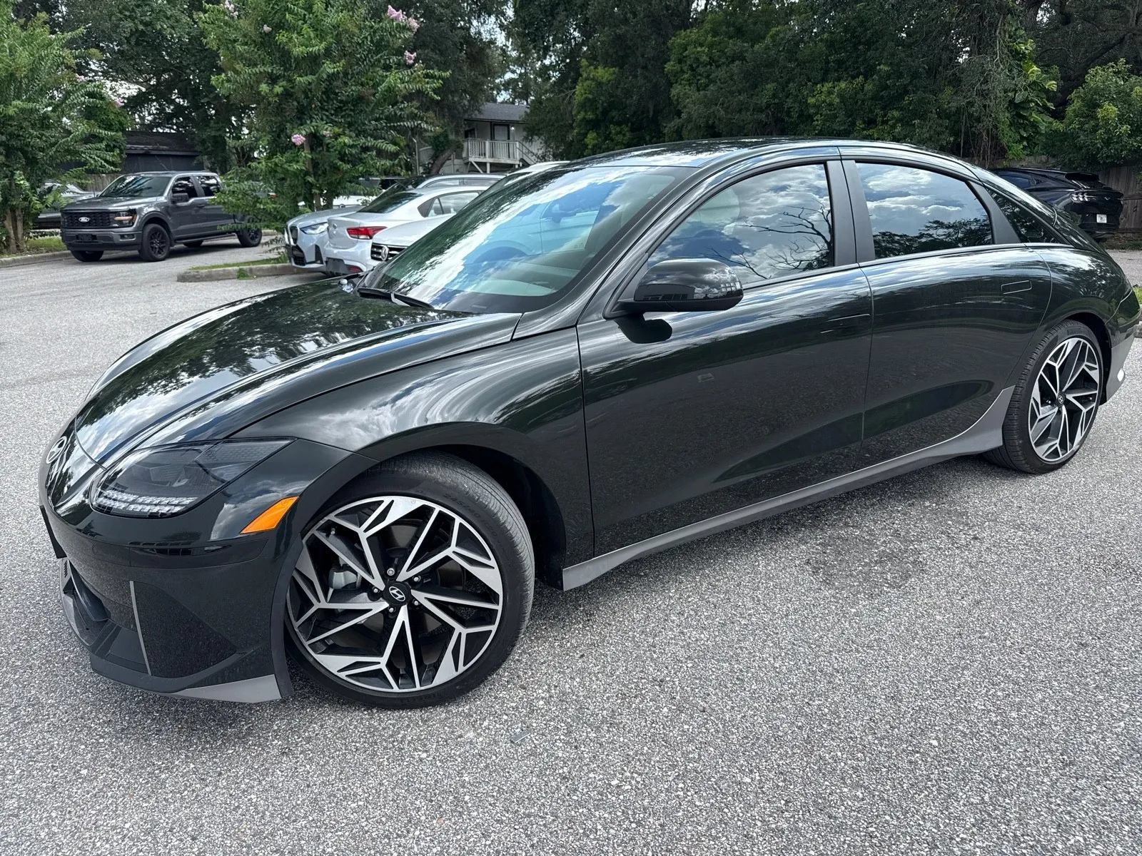 Used 2023 Hyundai Ioniq 6 SEL RWD image 3