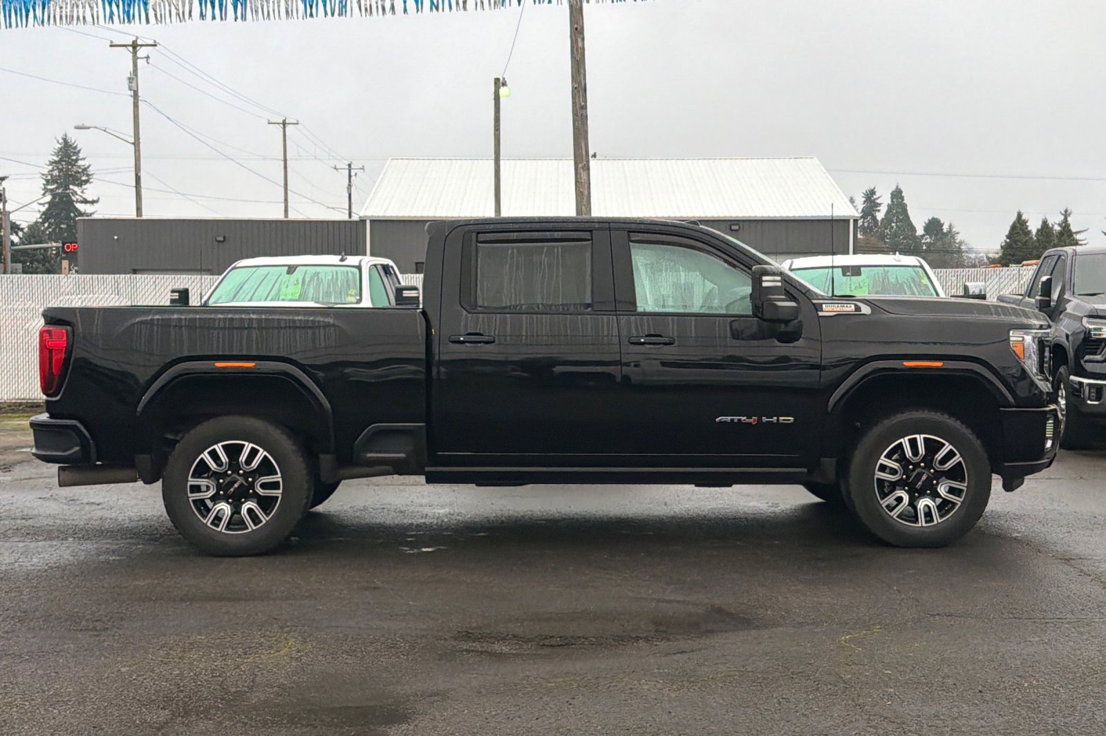 Used 2022 GMC Sierra 2500 AT4 w/ AT4 Premium Plus Package image 3