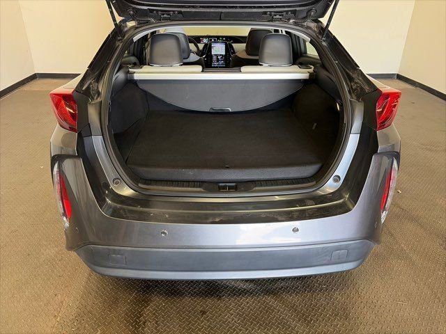 Used 2017 Toyota Prius Prime Advanced w/ Carpet Mat Package image 7