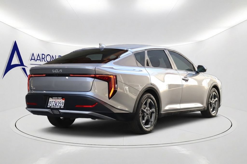 Used 2025 Kia K4 FWD image 4