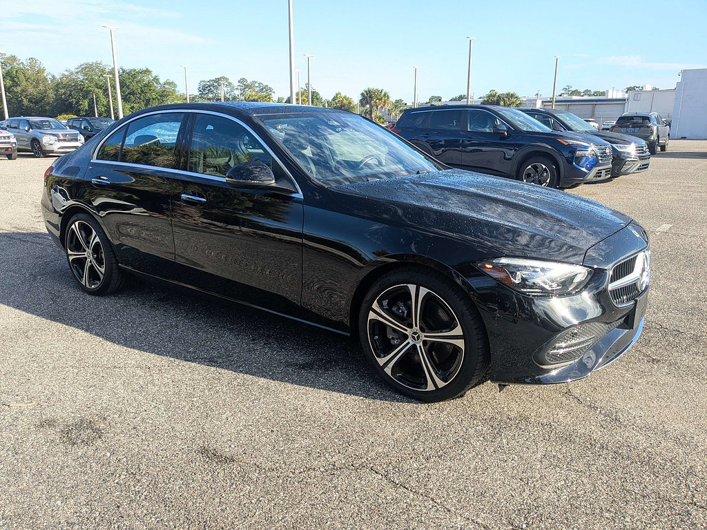 Used 2025 Mercedes-Benz C 300 Sedan image 2