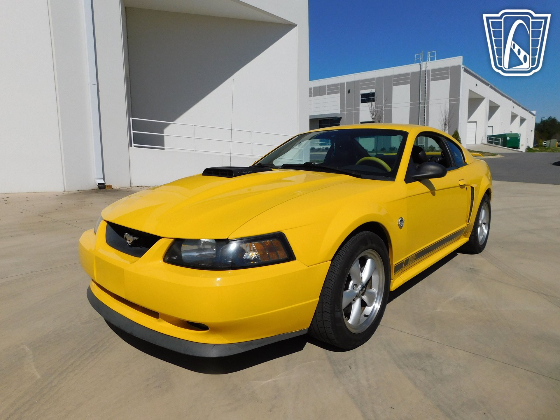 Used 2004 Ford Mustang Mach 1 RWD image 7