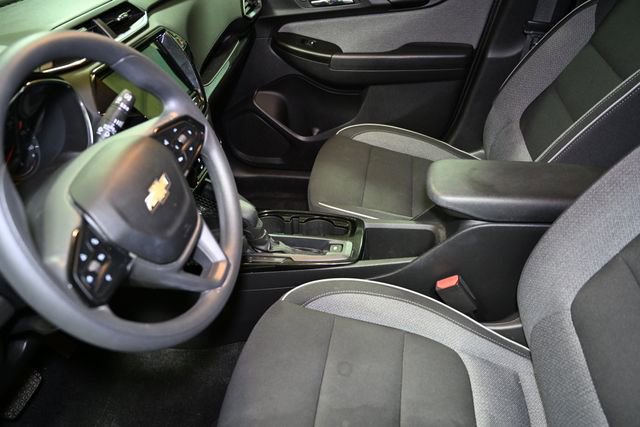 Used 2023 Chevrolet TrailBlazer LT w/ Convenience Package image 23