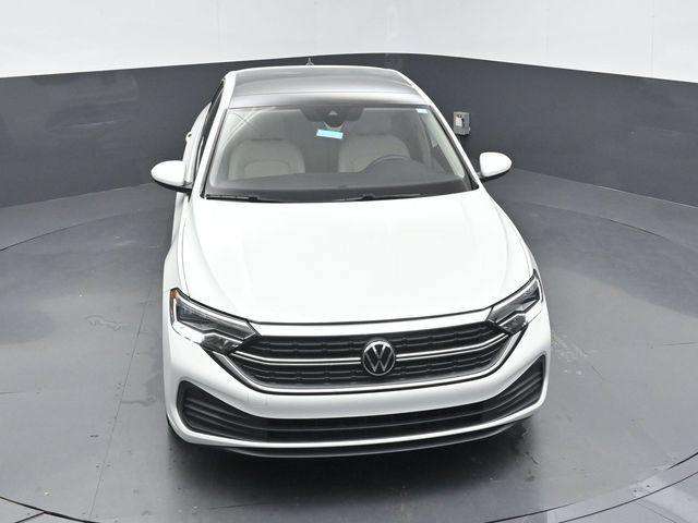 Used 2024 Volkswagen Jetta SE FWD image 36