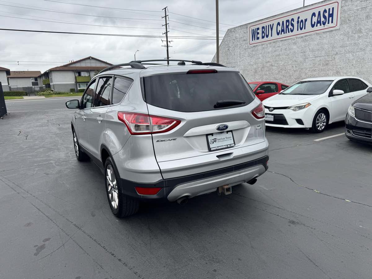 Used 2016 Ford Escape SE w/ SE Leather Comfort Package AWD/4WD image 2