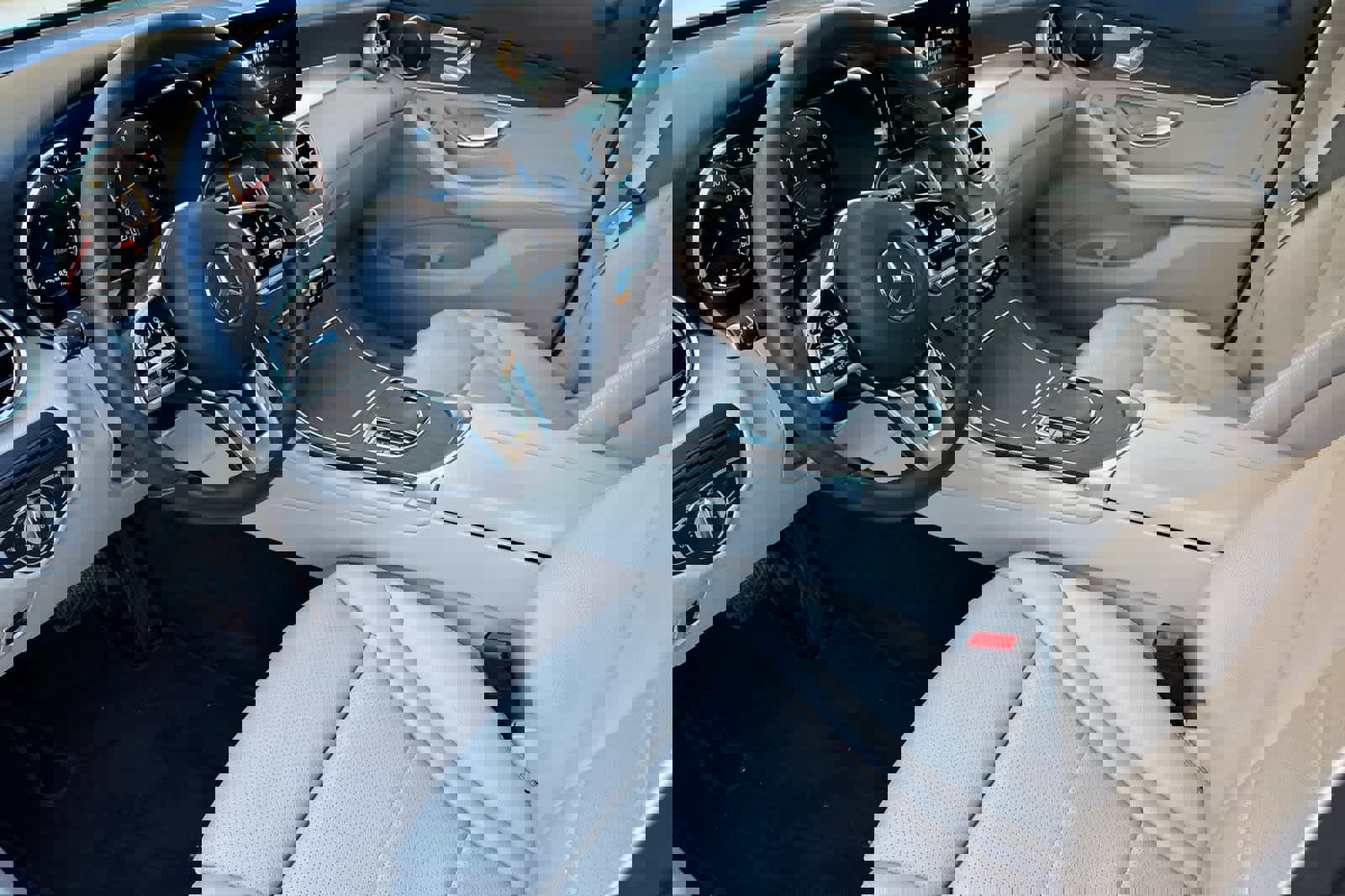 Certified 2022 Mercedes-Benz GLC 300 4MATIC image 9