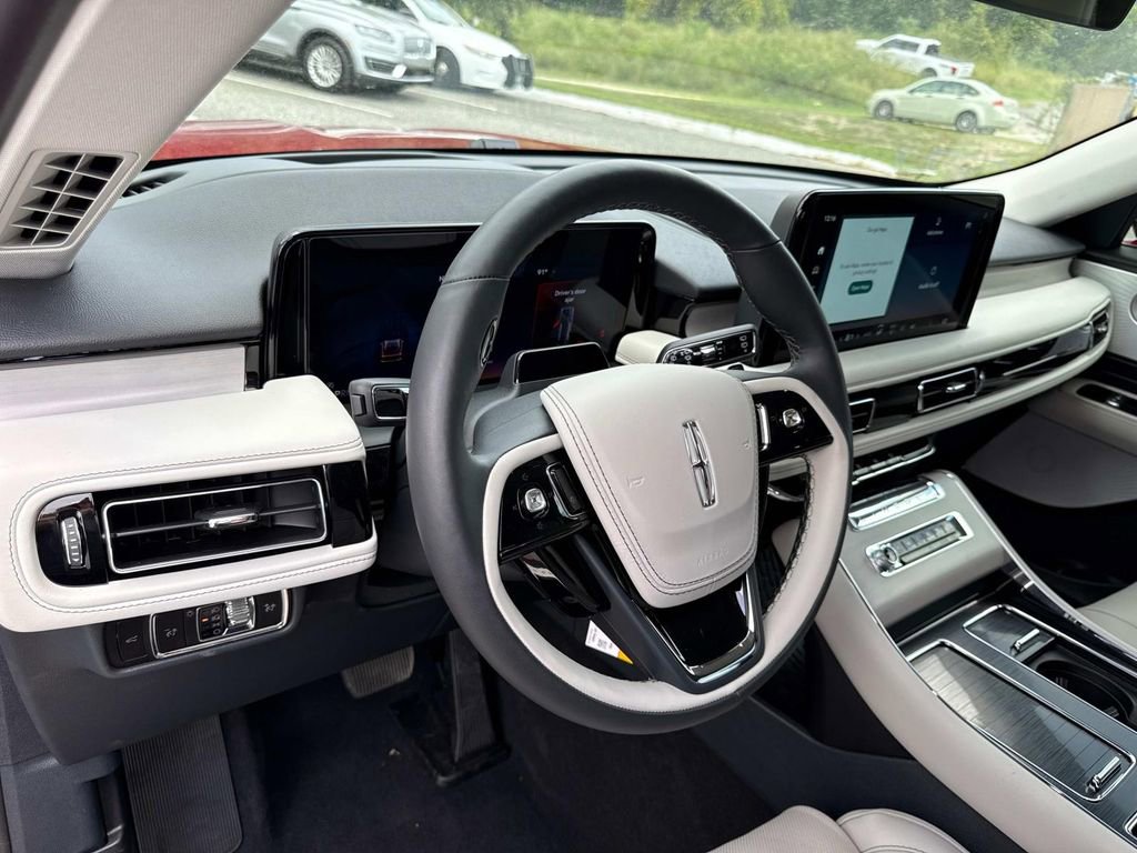 New 2025 Lincoln Aviator Reserve image 34