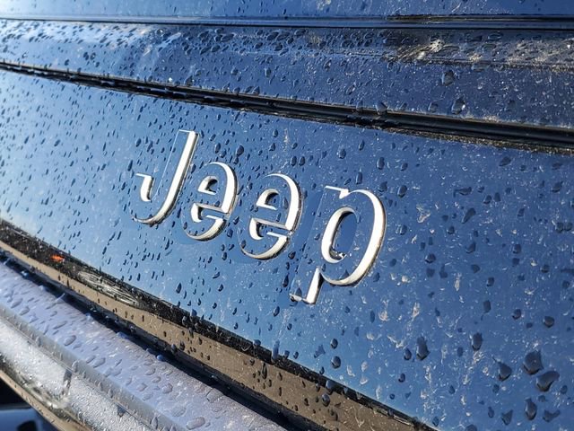 New 2026 Jeep Grand Wagoneer L Limited AWD/4WD image 10