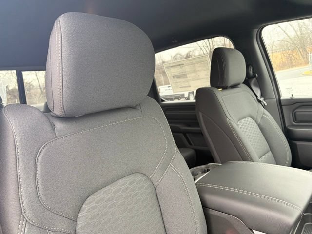 New 2026 RAM 1500 Express AWD/4WD image 24