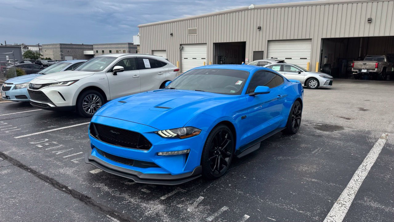Used 2023 Ford Mustang GT Premium RWD image 1