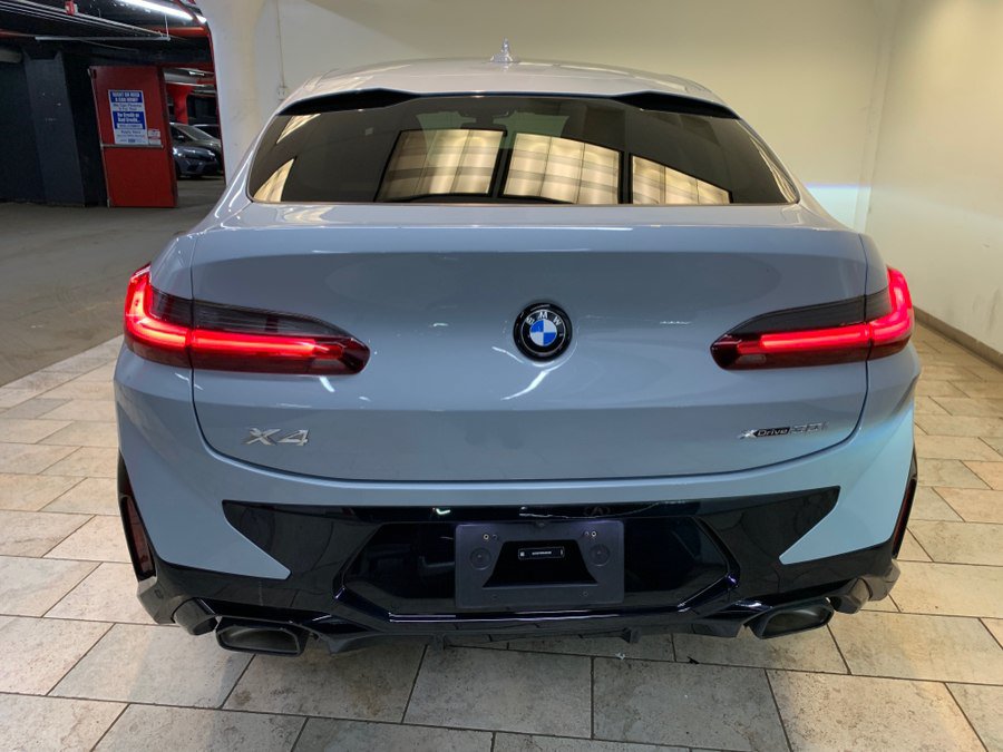 Used 2024 BMW X4 xDrive30i w/ M Sport Package AWD/4WD image 8
