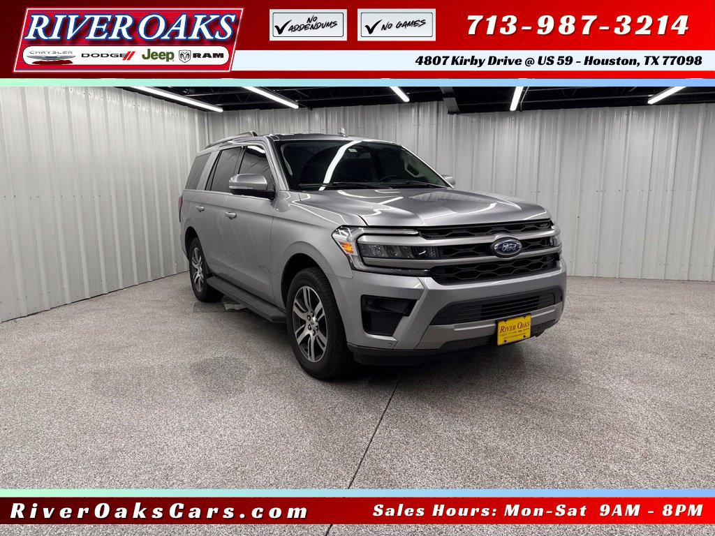 Used 2024 Ford Expedition XLT RWD image 1