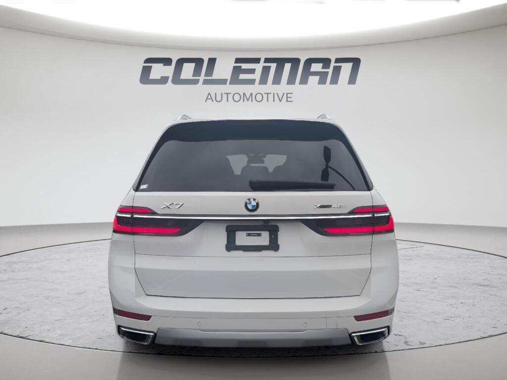 Used 2025 BMW X7 xDrive40i AWD/4WD image 5