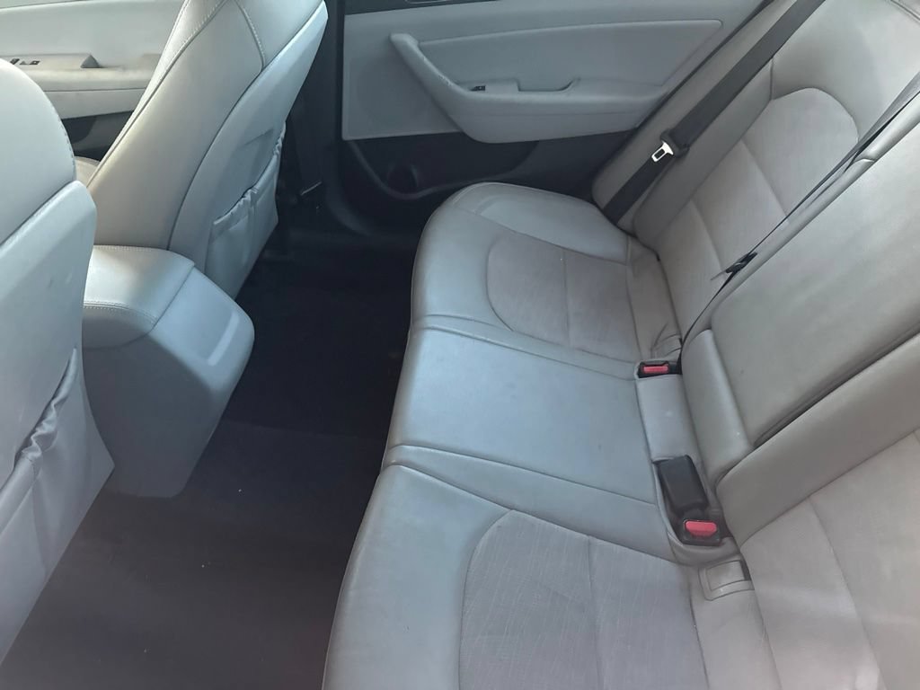 Used 2017 Hyundai Sonata Sport w/ Value Edition Package 02 FWD image 13