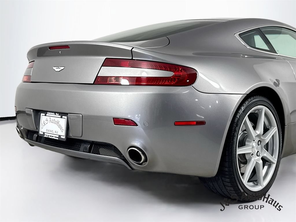 Used 2008 Aston Martin V8 Vantage Coupe RWD image 31