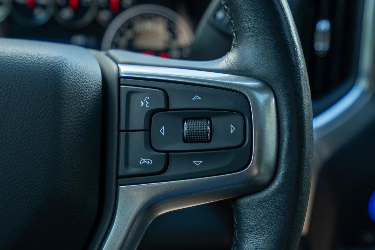 Used 2019 Chevrolet Silverado 1500 LTZ w/ LTZ Plus Package AWD/4WD image 16