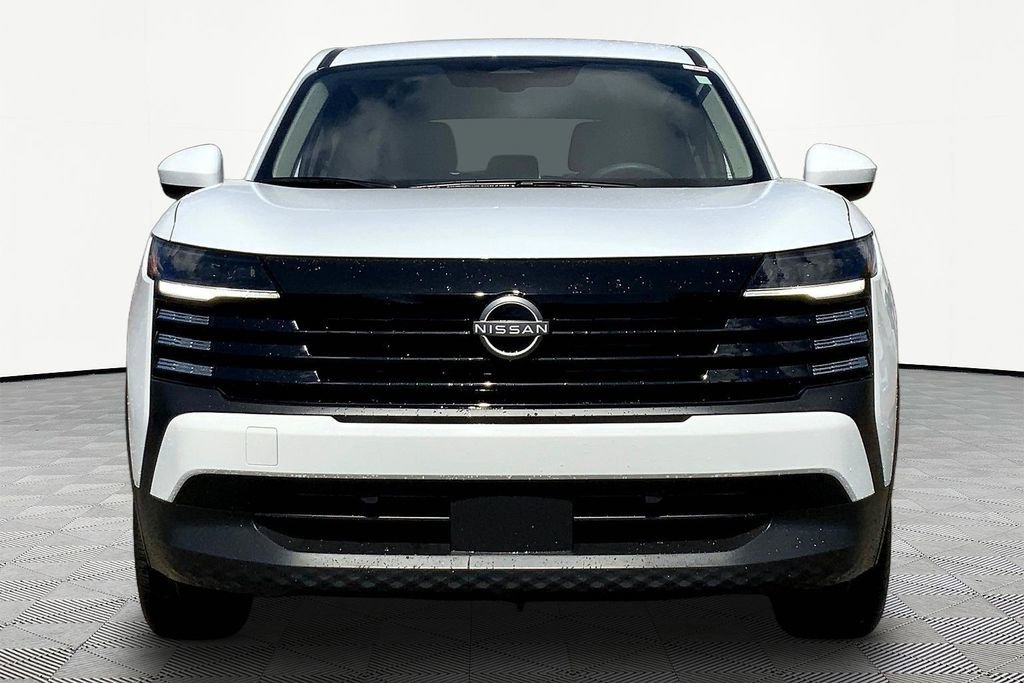 Used 2025 Nissan Kicks SV image 2