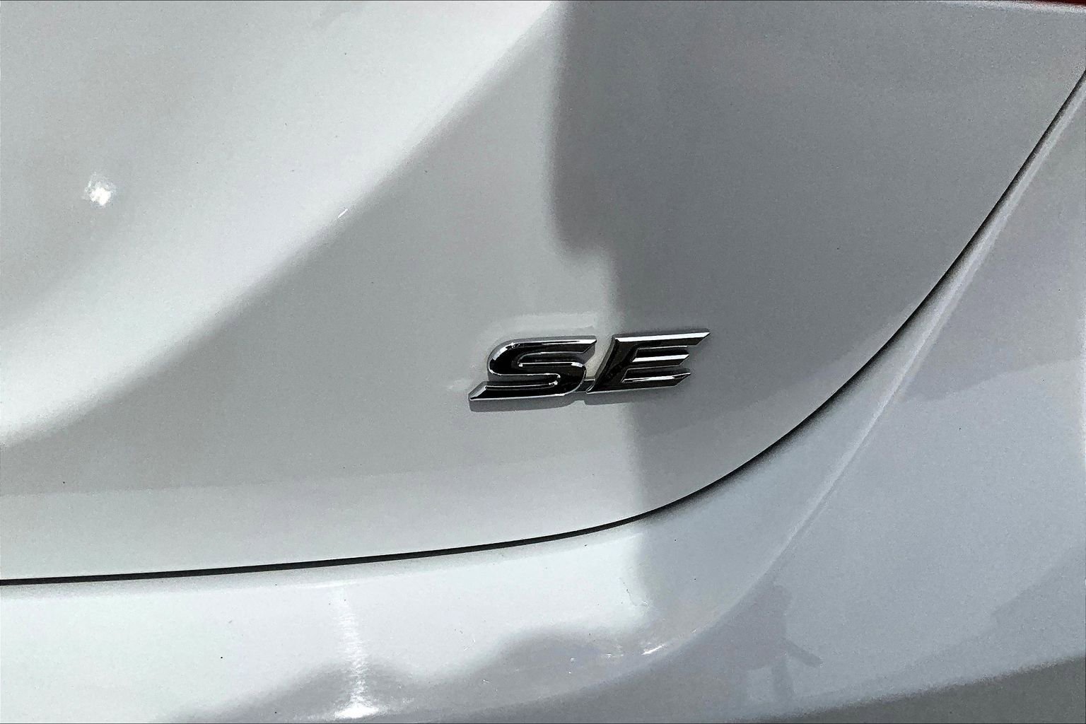 Used 2023 Toyota Camry SE image 31