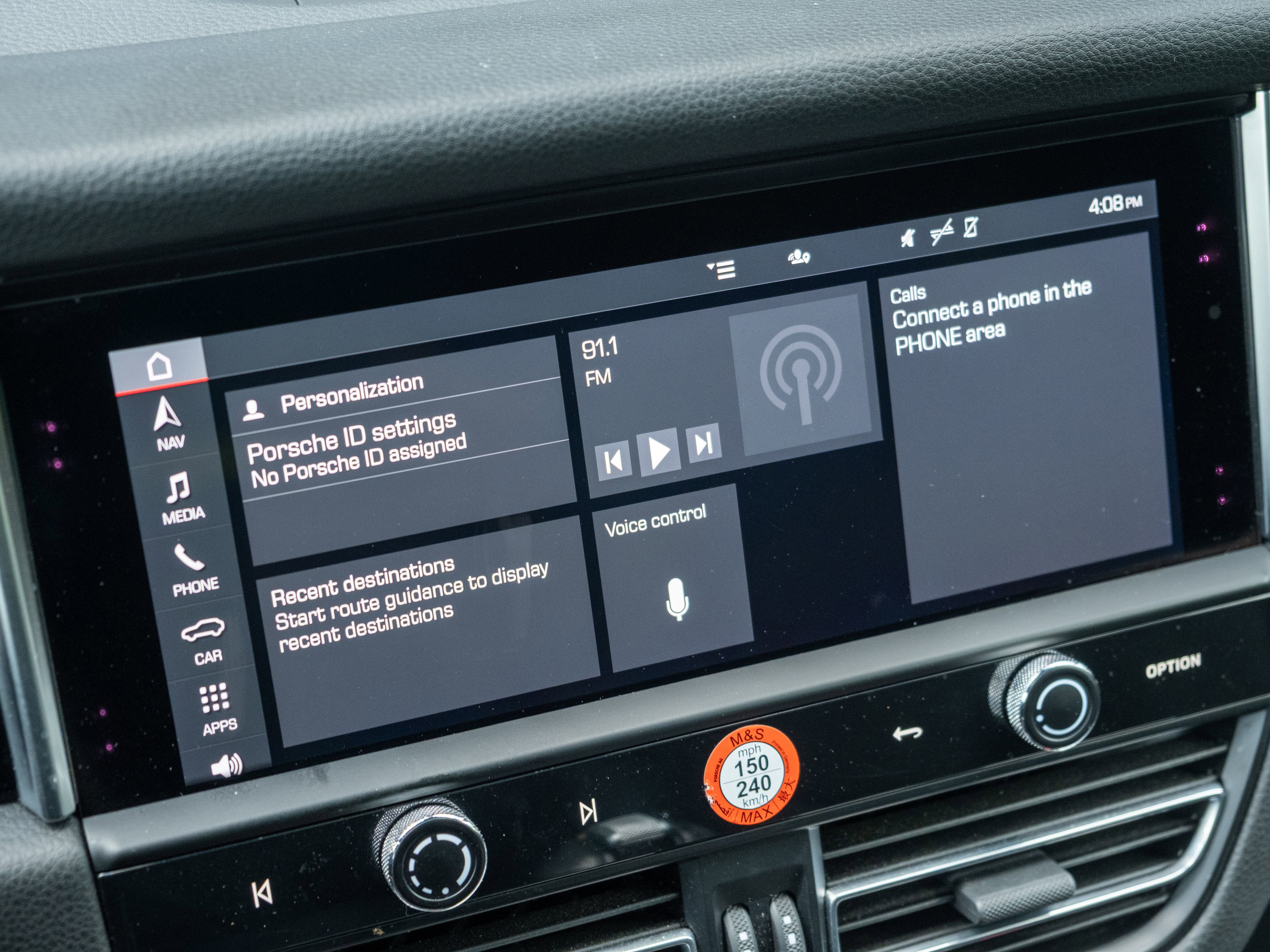 Certified 2023 Porsche Macan S AWD/4WD image 27