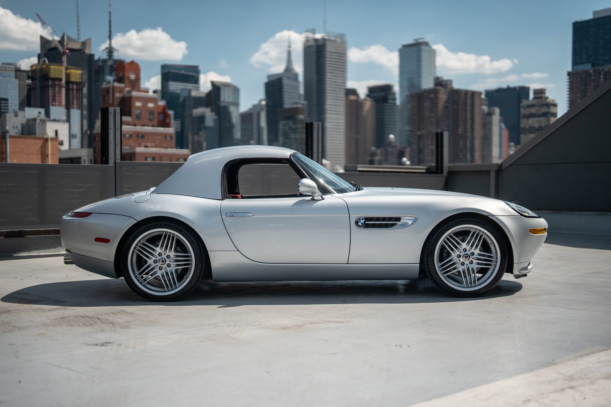 Used 2003 BMW Z8 RWD image 29