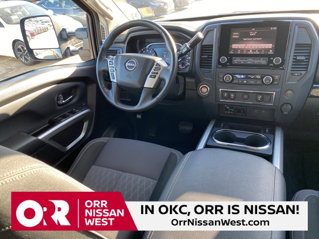 Used 2024 Nissan Titan SV w/ SV Convenience Package image 22