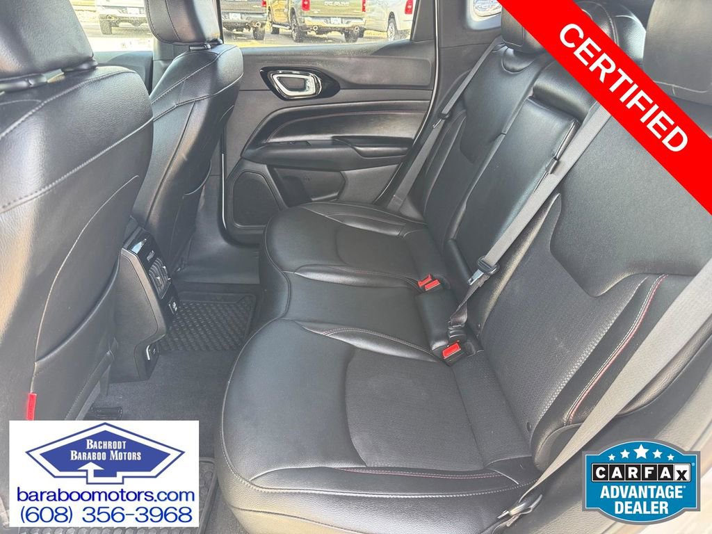 Used 2025 Jeep Compass Trailhawk image 8