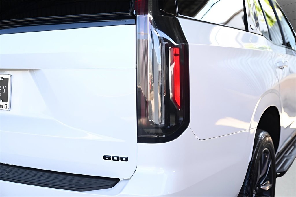 Used 2021 Cadillac Escalade Sport image 8