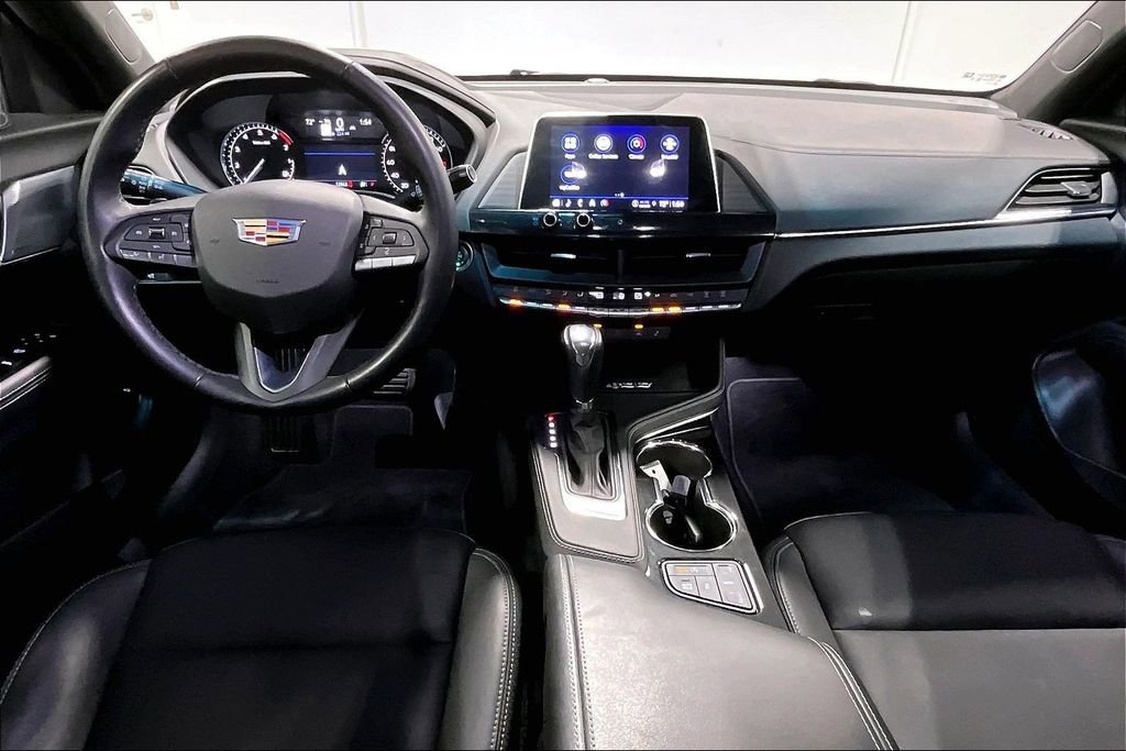 Used 2025 Cadillac CT4 Luxury image 18