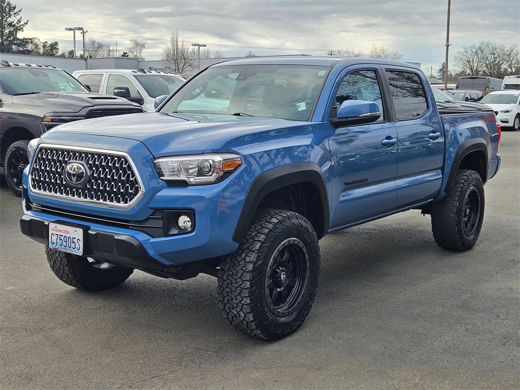 Used 2019 Toyota Tacoma TRD Off-Road image 3