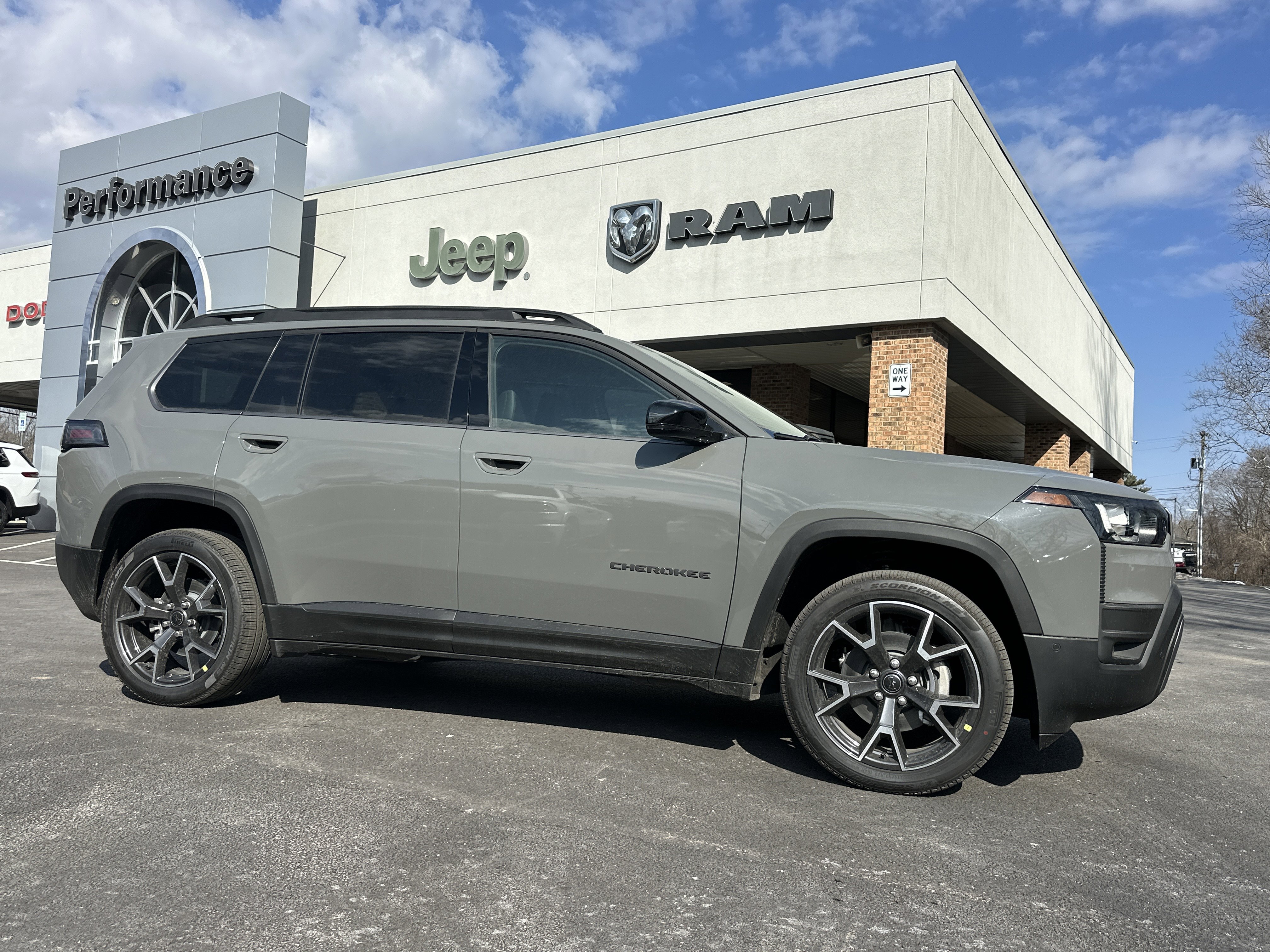 New 2026 Jeep Cherokee Overland image 13