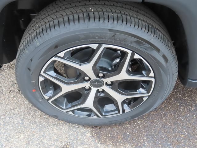 Used 2026 Jeep Compass Limited w/ Sun, Sound & Navigation Group AWD/4WD image 15