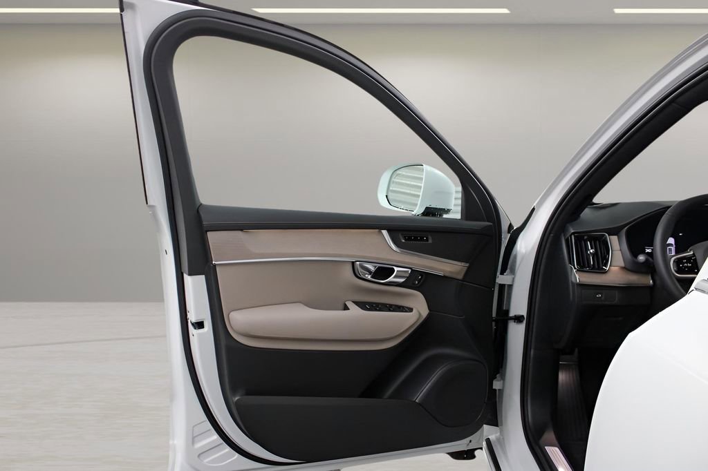 New 2026 Volvo XC90 B5 Core w/ Protection Package Premier image 12