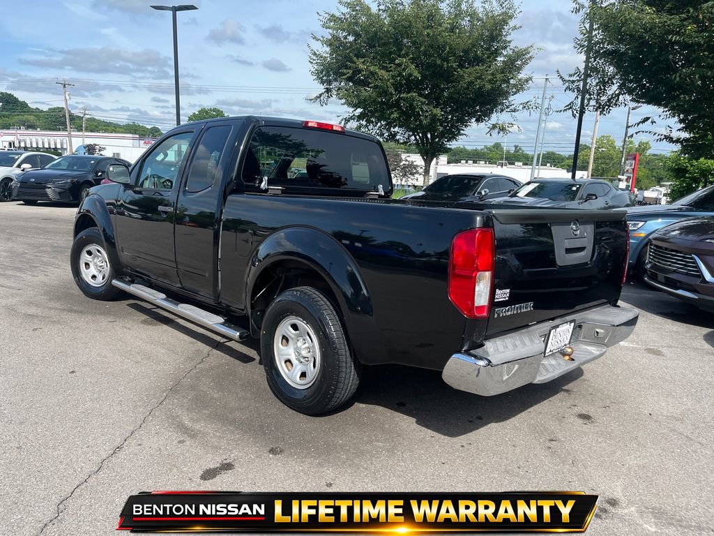 Used 2015 Nissan Frontier S RWD image 6