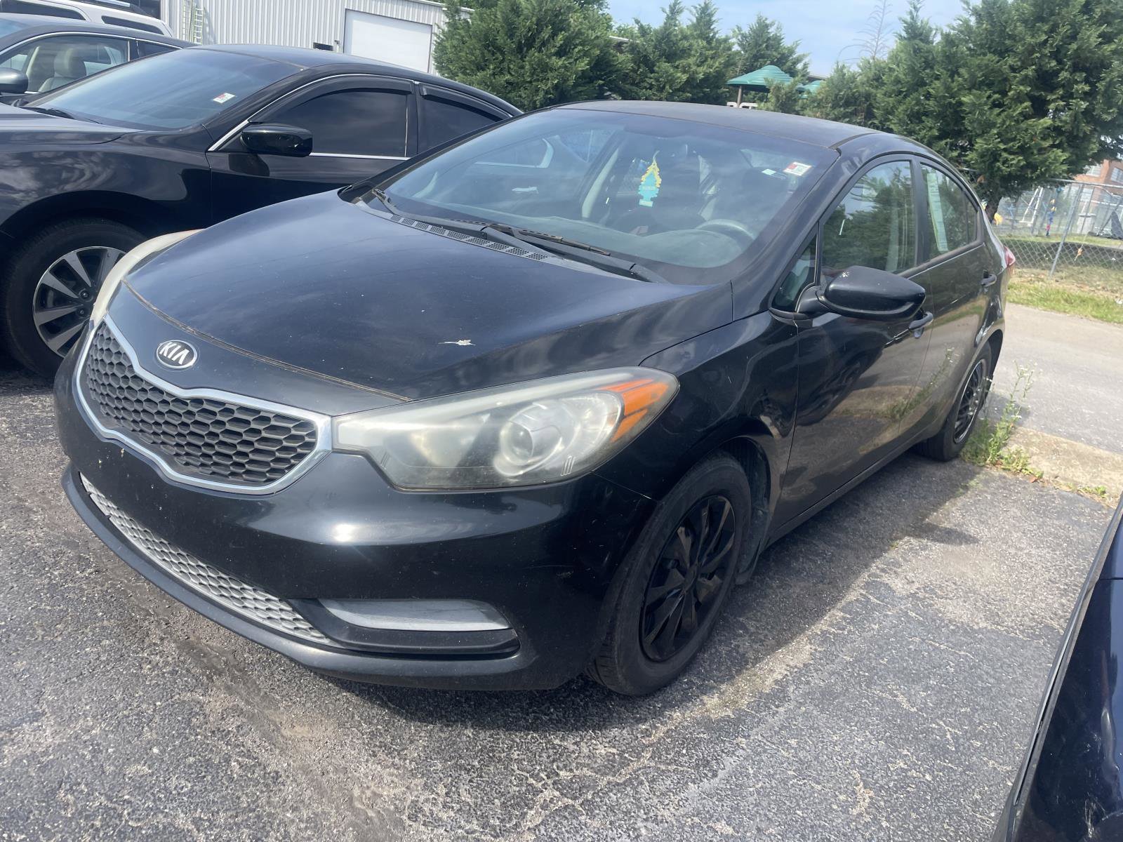 Used 2015 Kia Forte LX w/ Protection Package FWD image 2