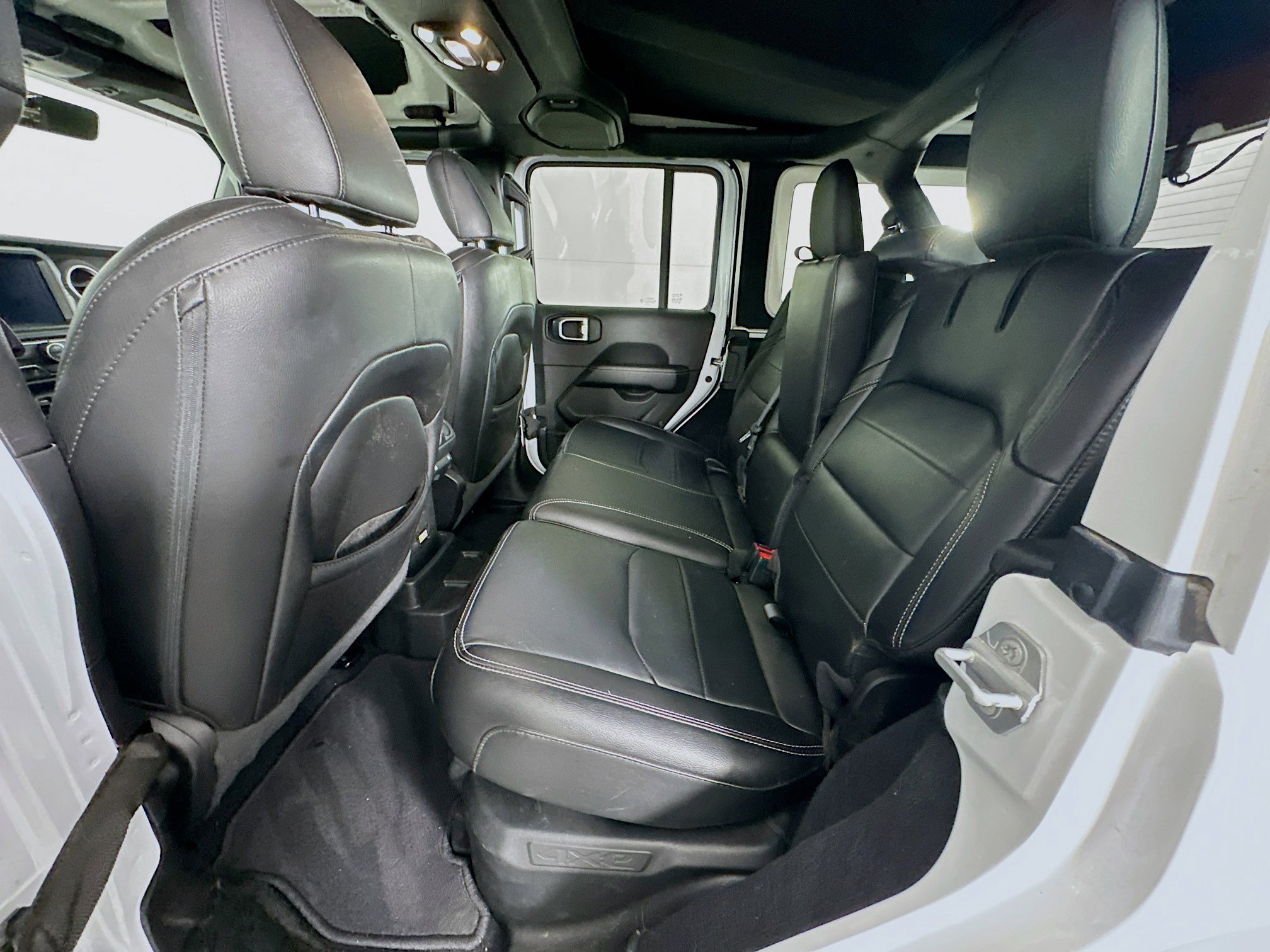 Used 2021 Jeep Wrangler Sahara w/ Safety Group image 27