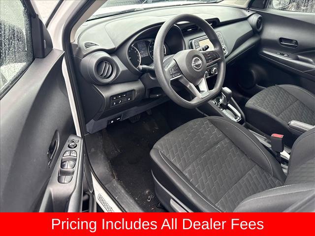 Used 2022 Nissan Kicks S FWD image 9