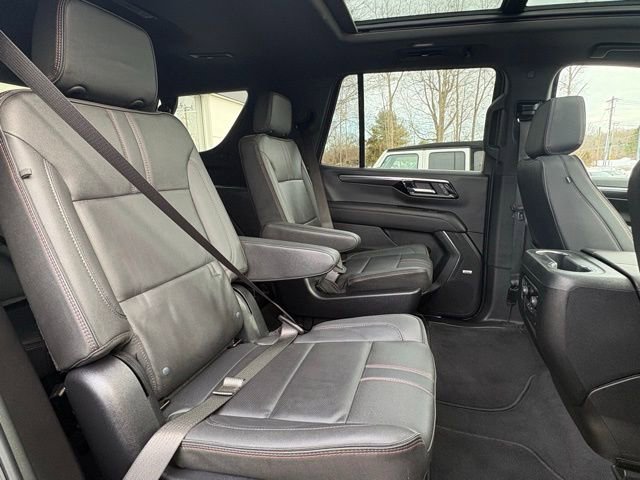 Used 2025 Chevrolet Tahoe RST w/ RST Capability Package image 30