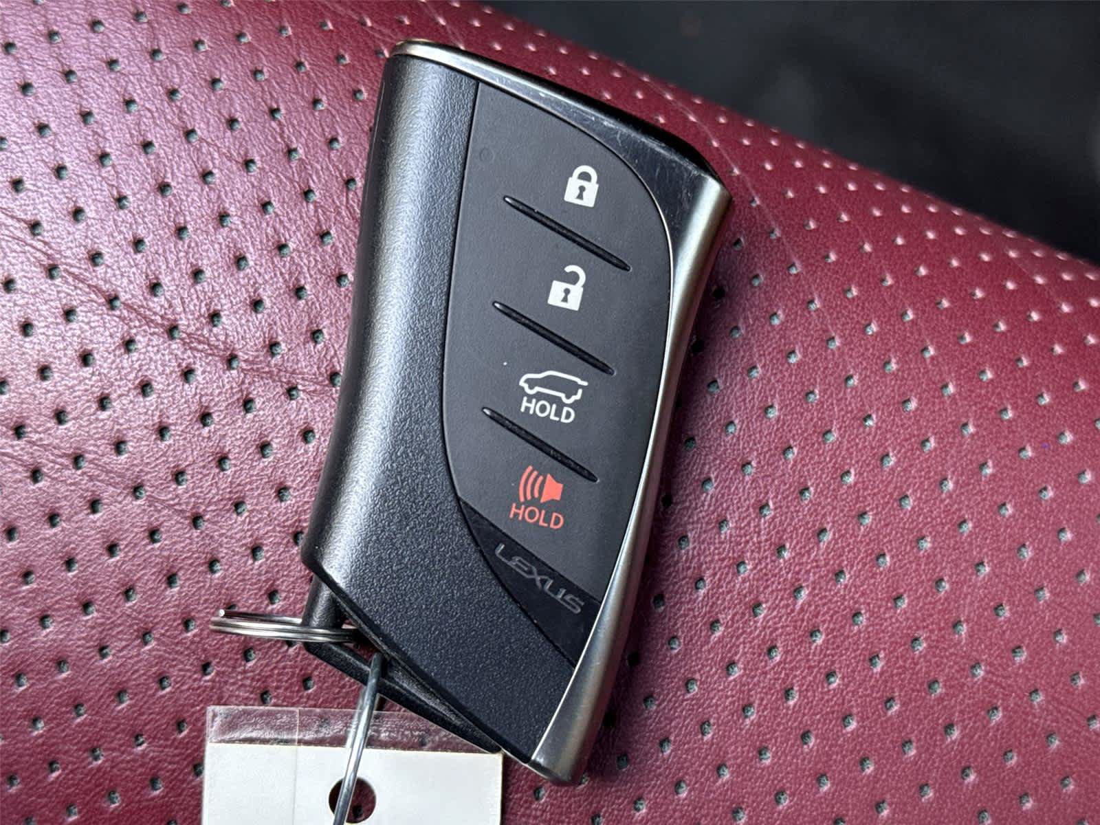 Used 2022 Lexus GX 460 Luxury w/ Sport Design Package AWD/4WD image 32