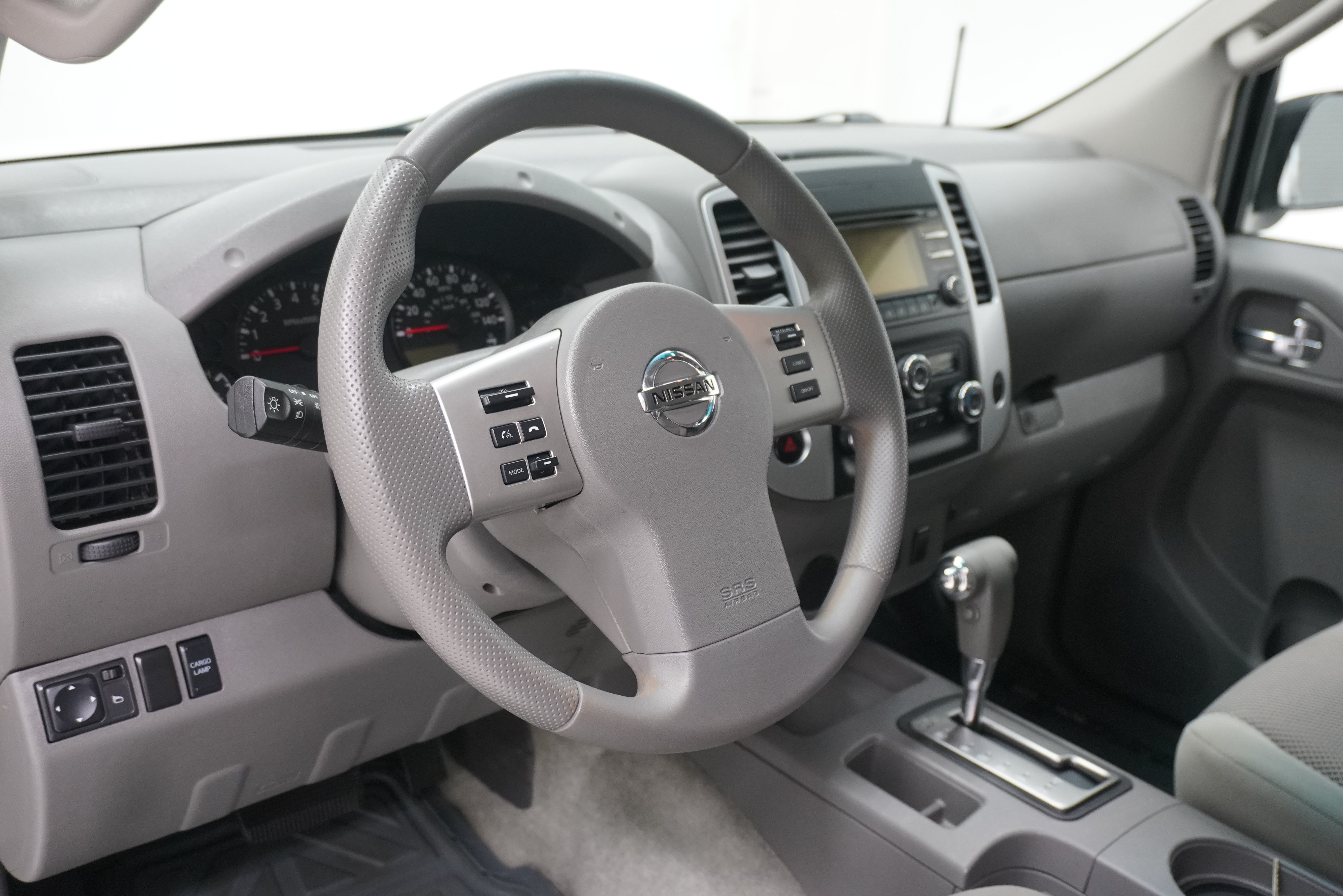 Used 2013 Nissan Frontier SV w/ SV Value Truck Pkg RWD image 8