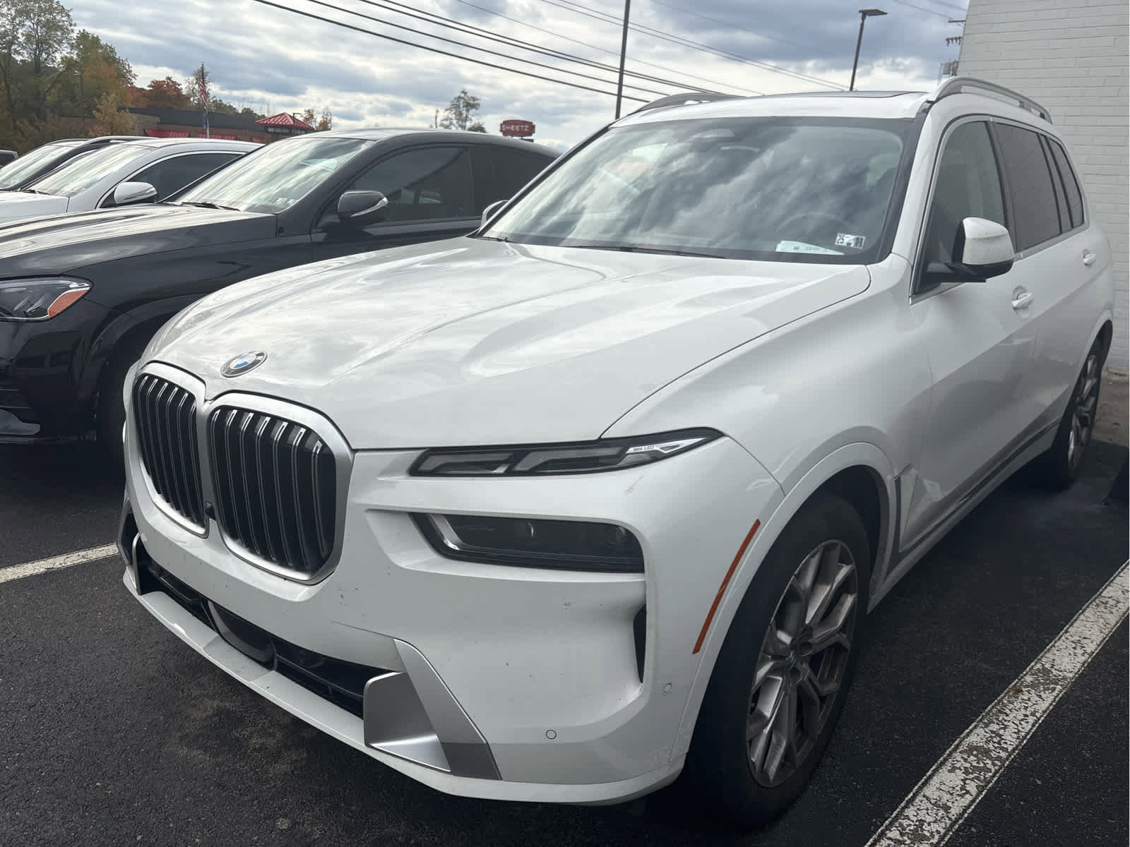 Used 2023 BMW X7 xDrive40i w/ Climate Comfort Package