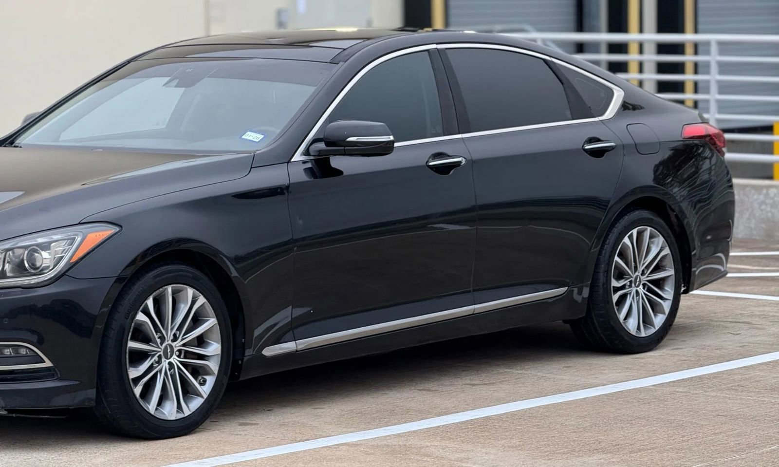 Used 2017 Genesis G80 3.8 w/ Option Group 02 image 4