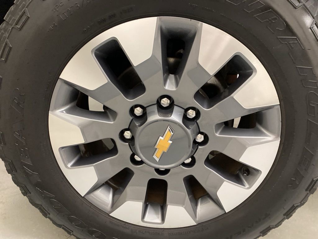 Used 2024 Chevrolet Silverado 2500 Custom w/ Custom Value Package image 26