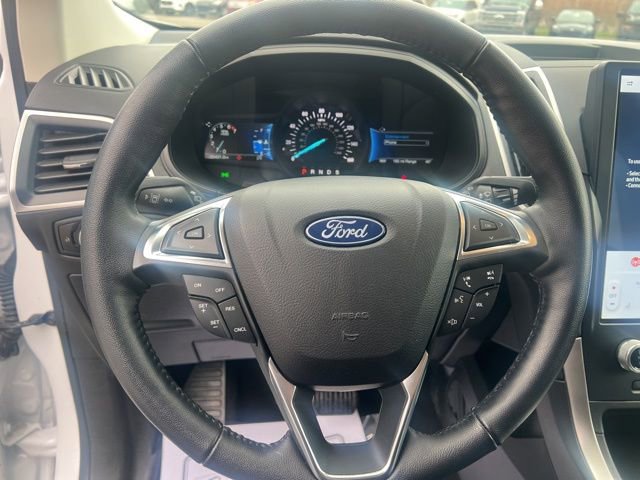 Used 2023 Ford Edge SEL image 26