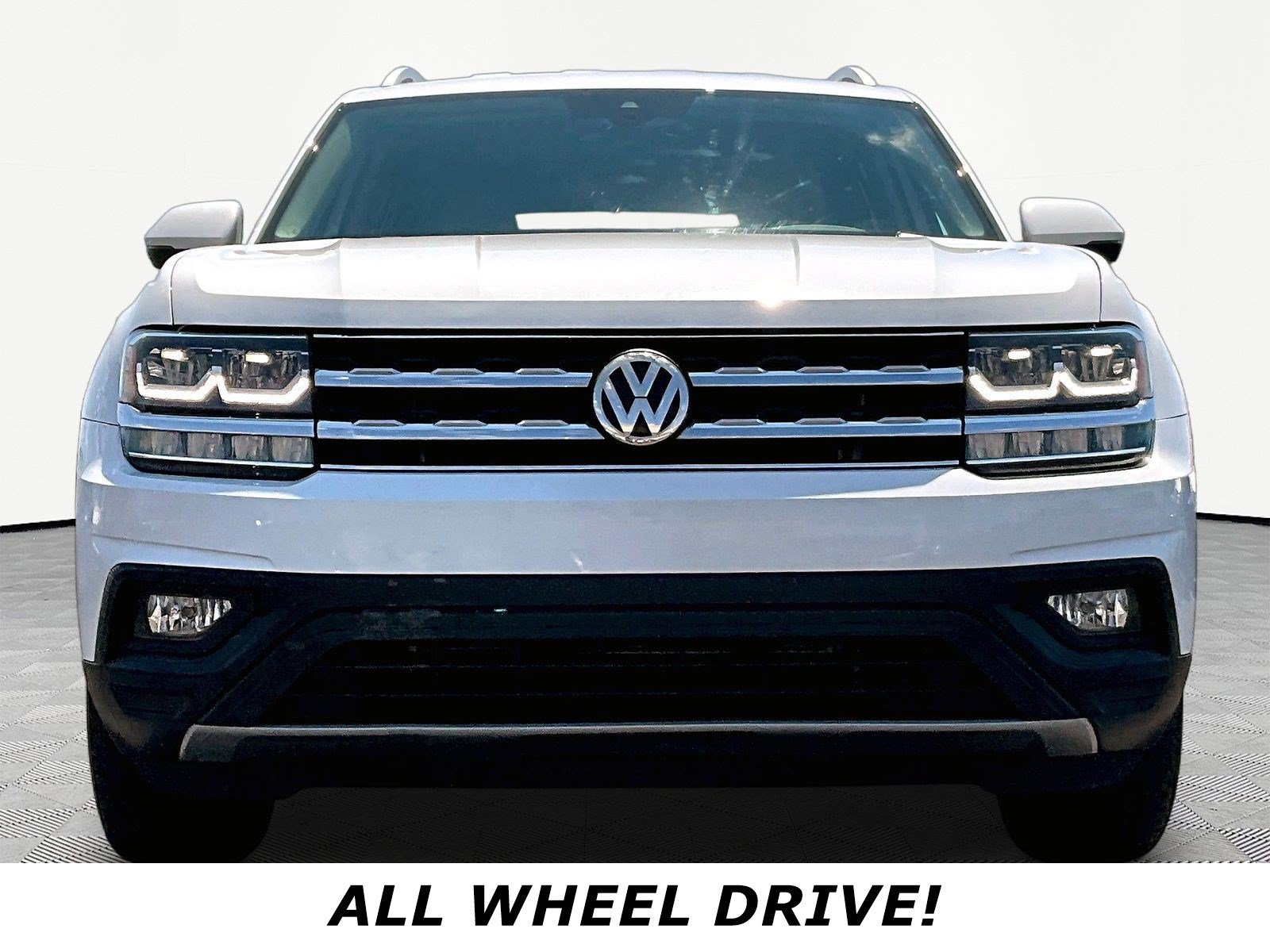 Used 2018 Volkswagen Atlas SE AWD/4WD image 2