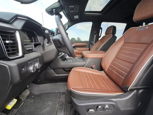 Used 2026 GMC Sierra 2500 Denali Ultimate AWD/4WD image 4